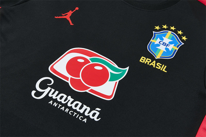 Brazilië trainingsset 2026/28 zwart/rood